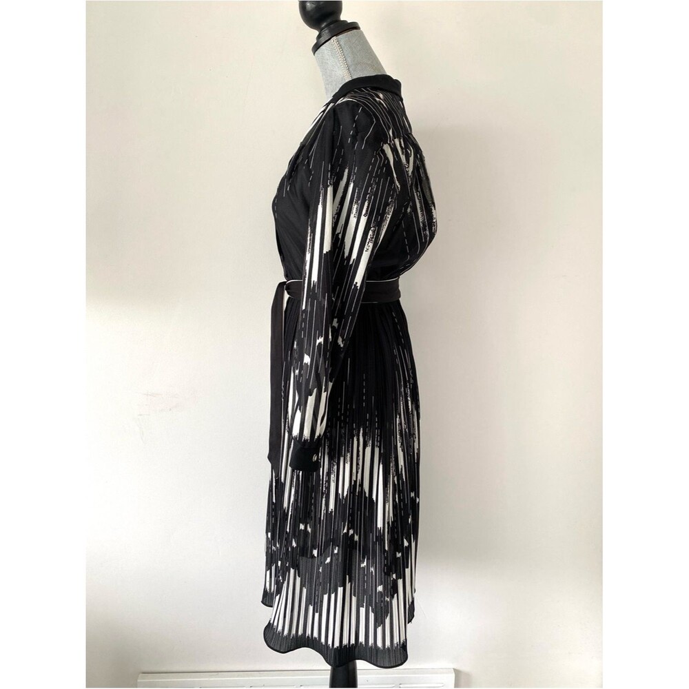 VTG 70's Black and White Pleated Long-Sleeve Shirt Dress with Contrast Belt Sz S - Picture 4 of 11